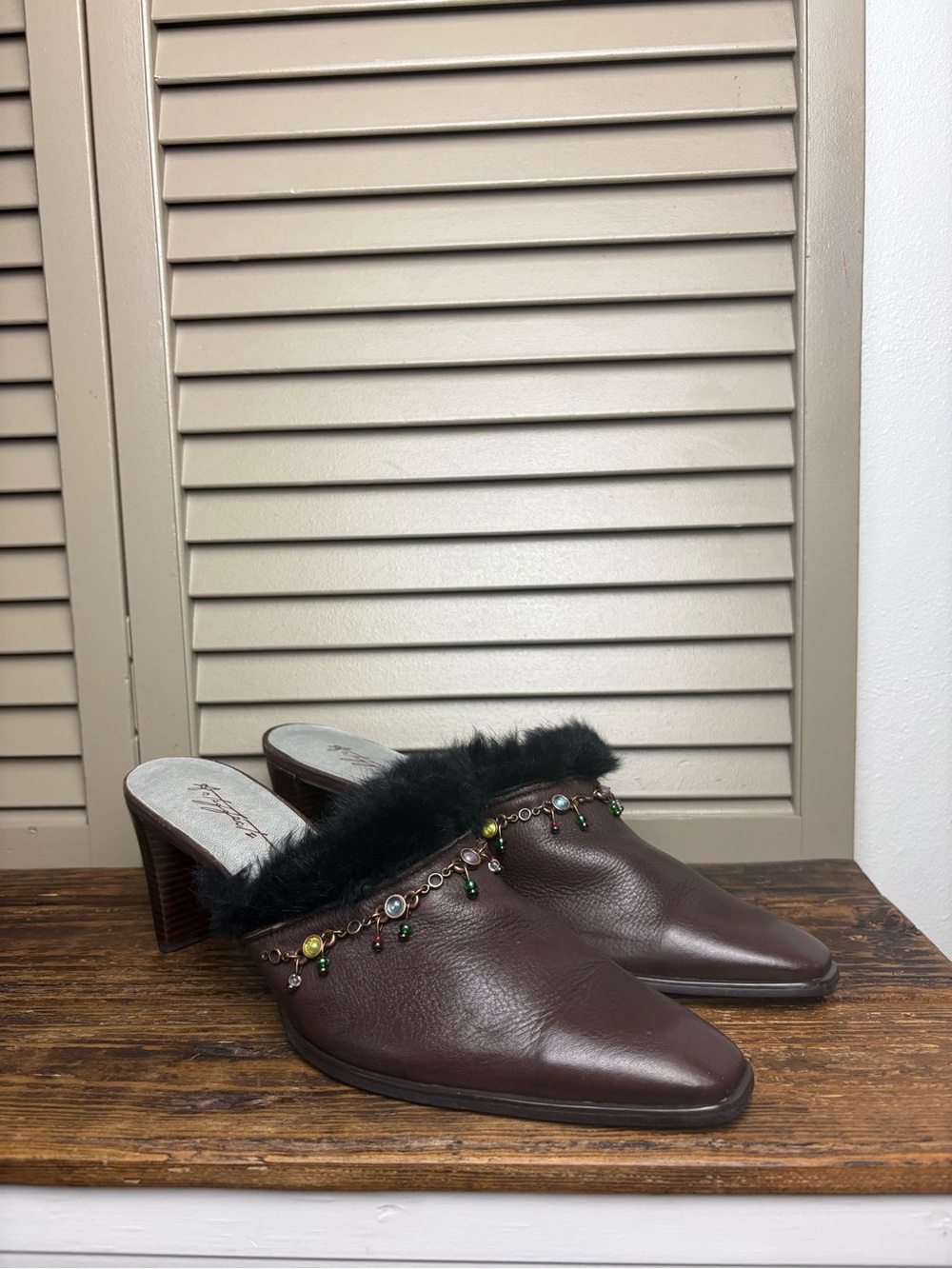 Anthropologie Art Effects Brazilian leather fur-trim beaded boho mules size 10